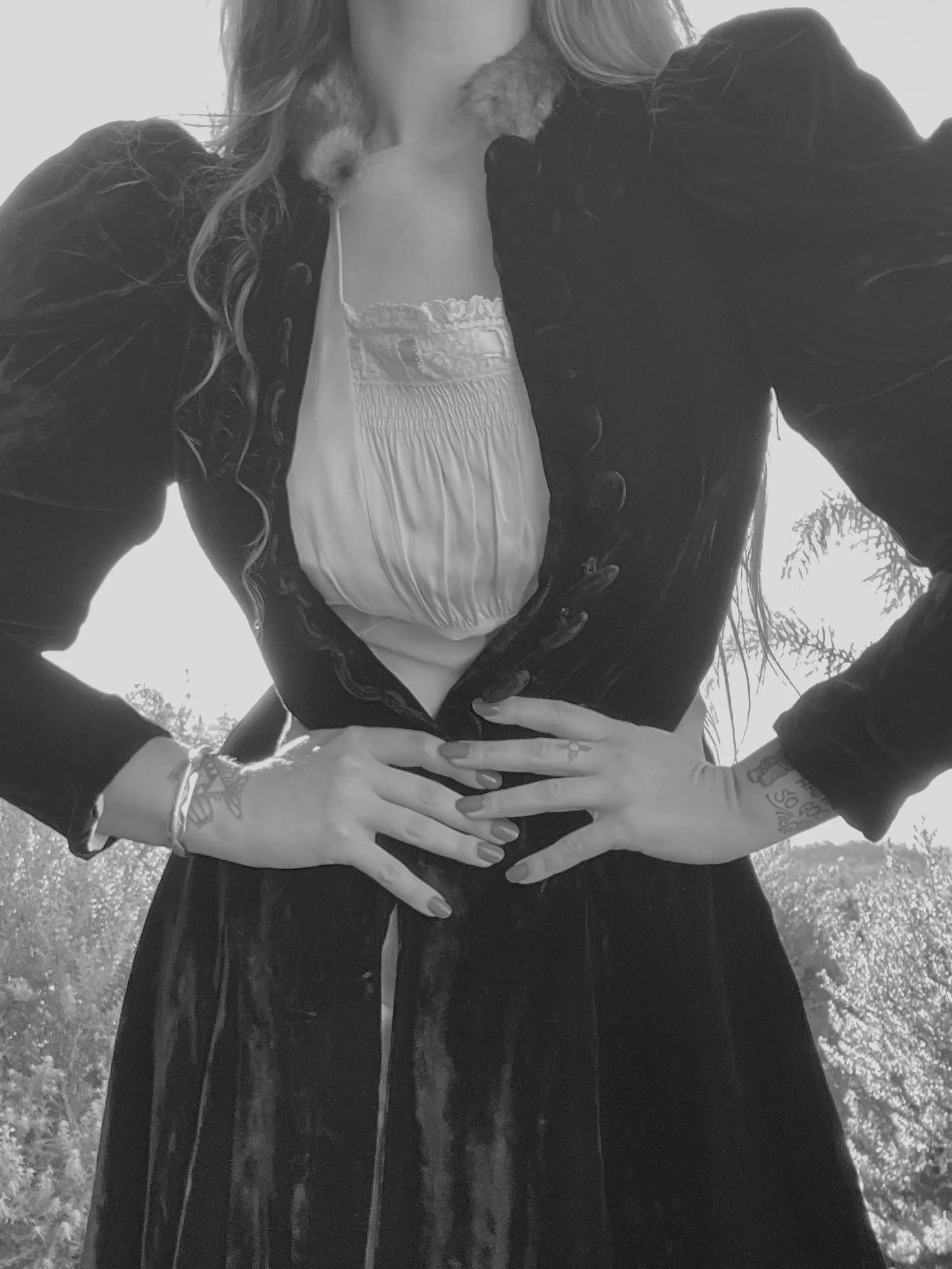 1930s does 1890s Noir Silk Velvet Mutton Sleeve Fur Trimmed Opera Coat