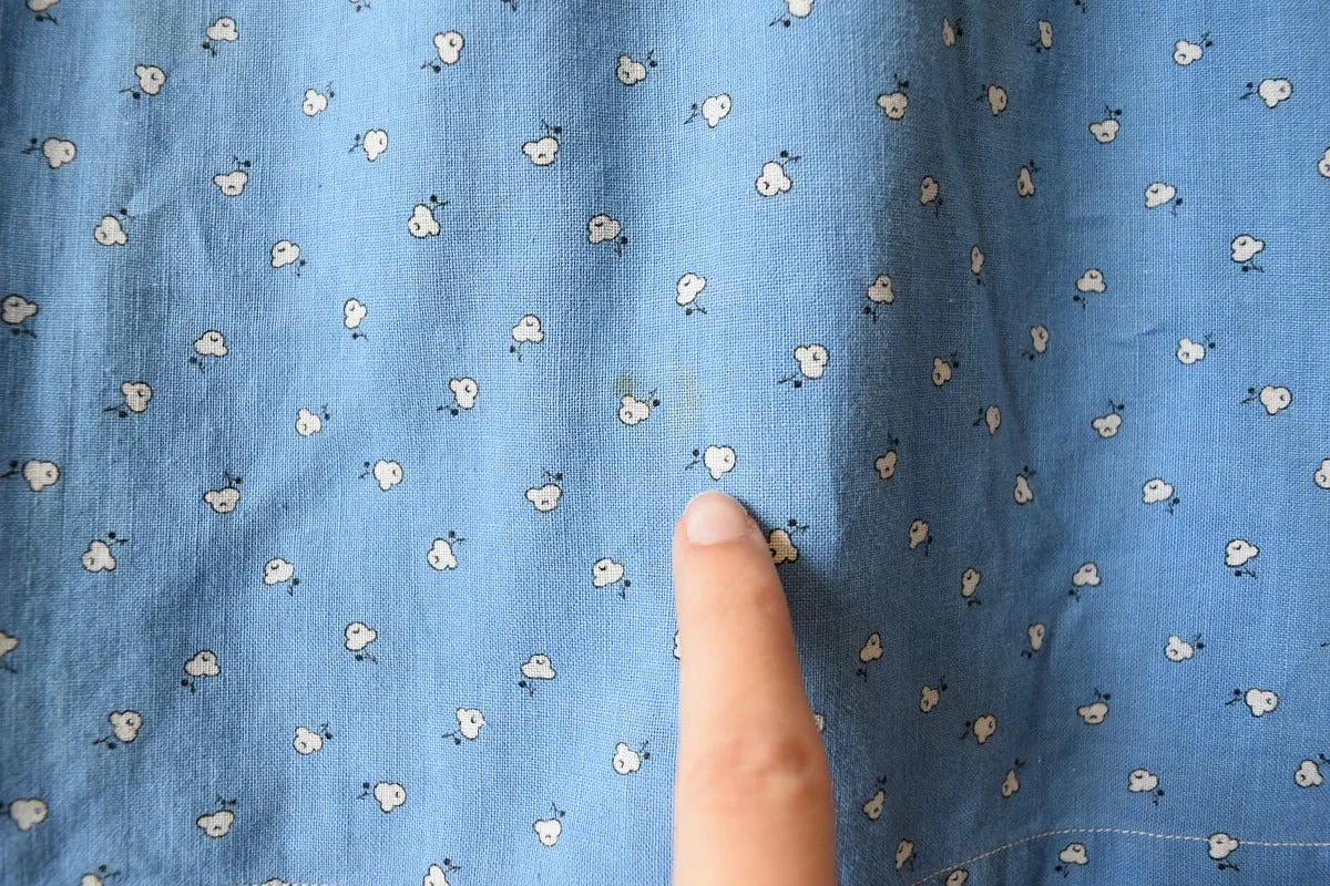 Antique calico skirt . vintage blue print skirt