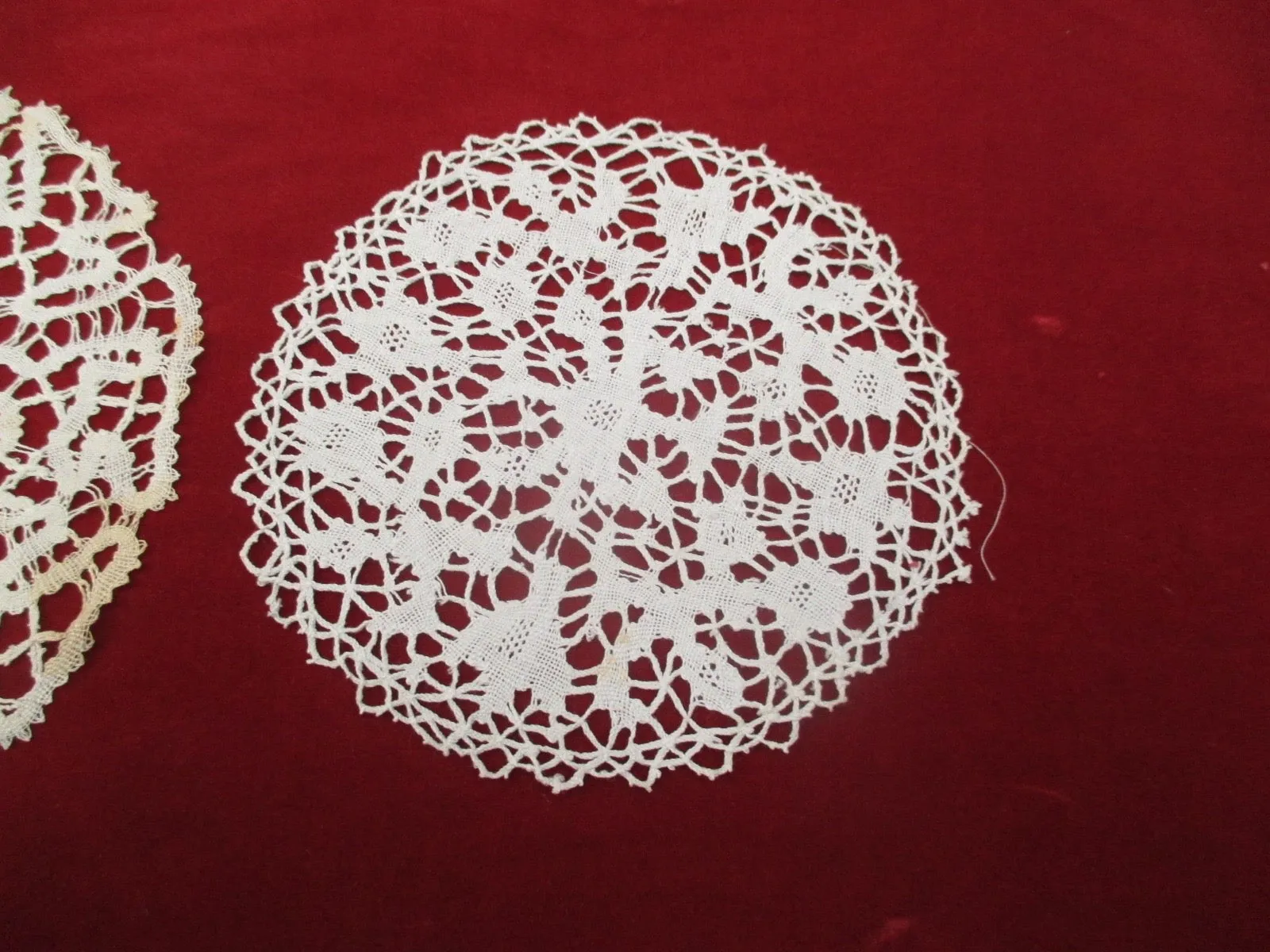 Antique Victorian doilies set of 2