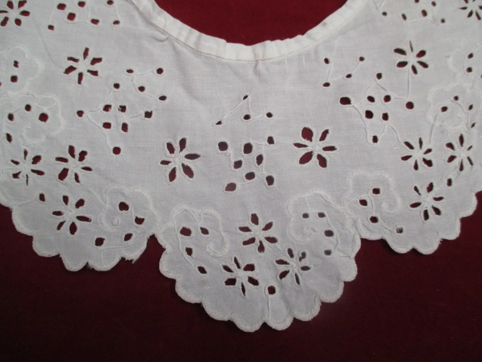Antique Victorian Eyelet lace Collar