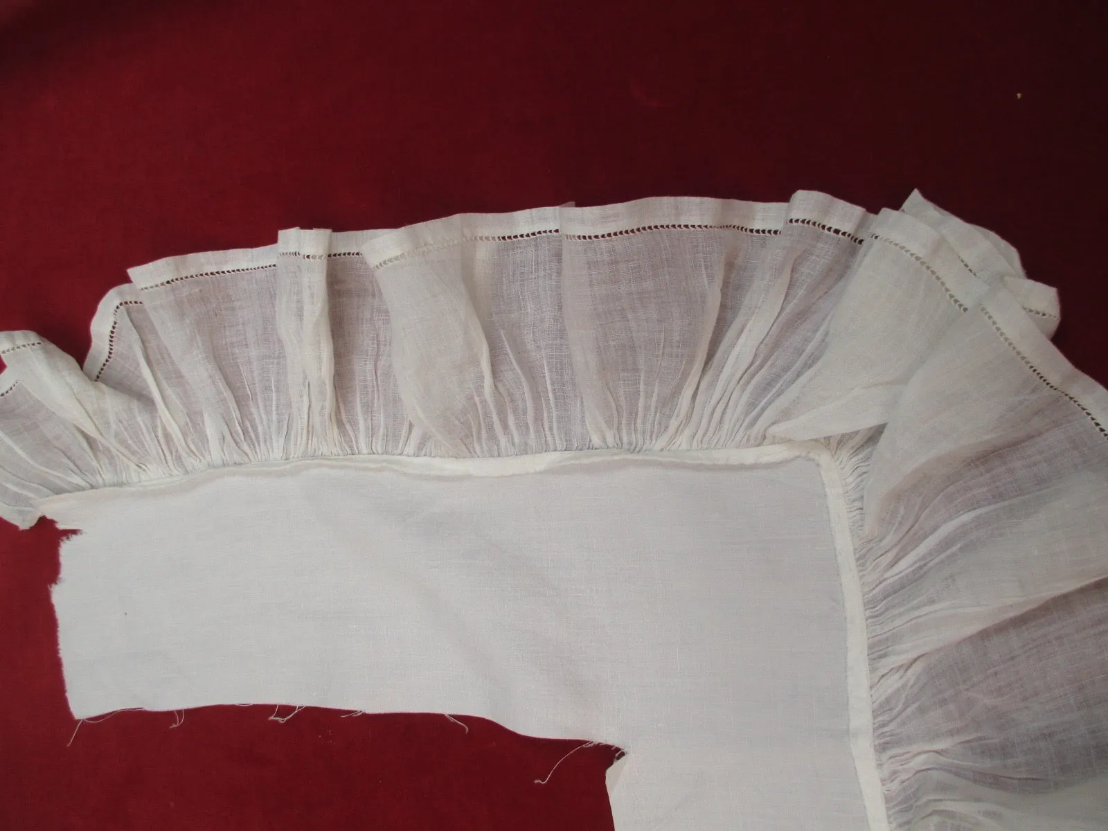 Antique Victorian lace edge remnant
