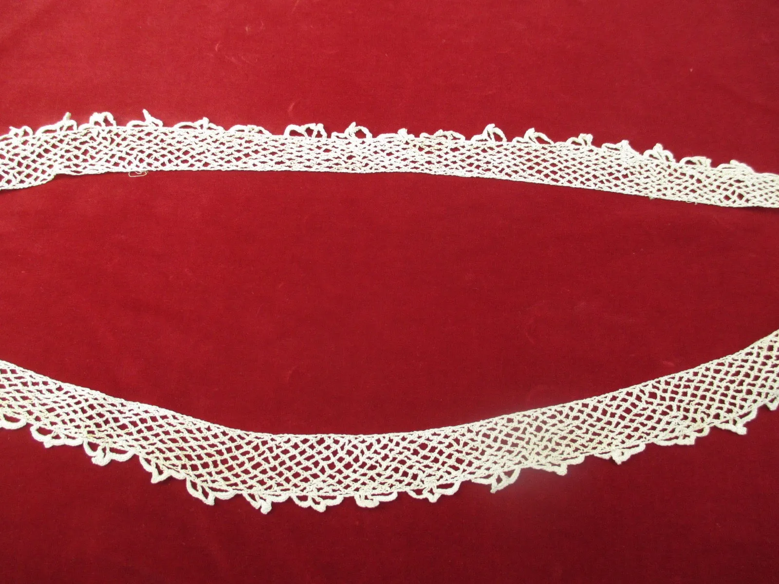 Antique Victorian Lace Edge