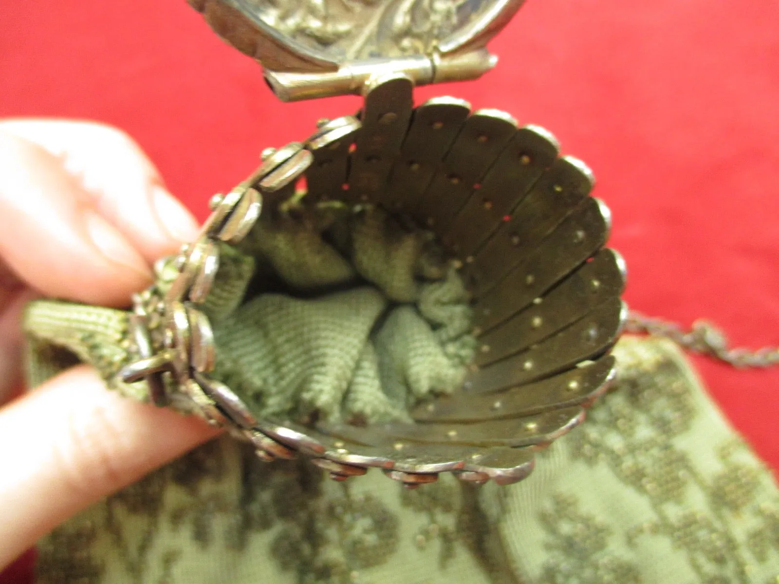 Antique Victorian purse fashioned of Beaded Mesh