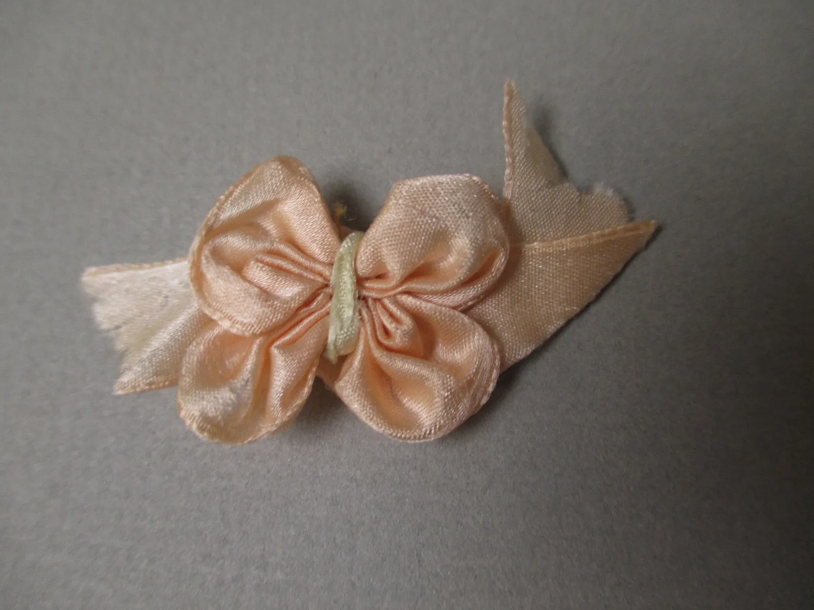 Antique Victorian ribbon art ribbon bows set of 3