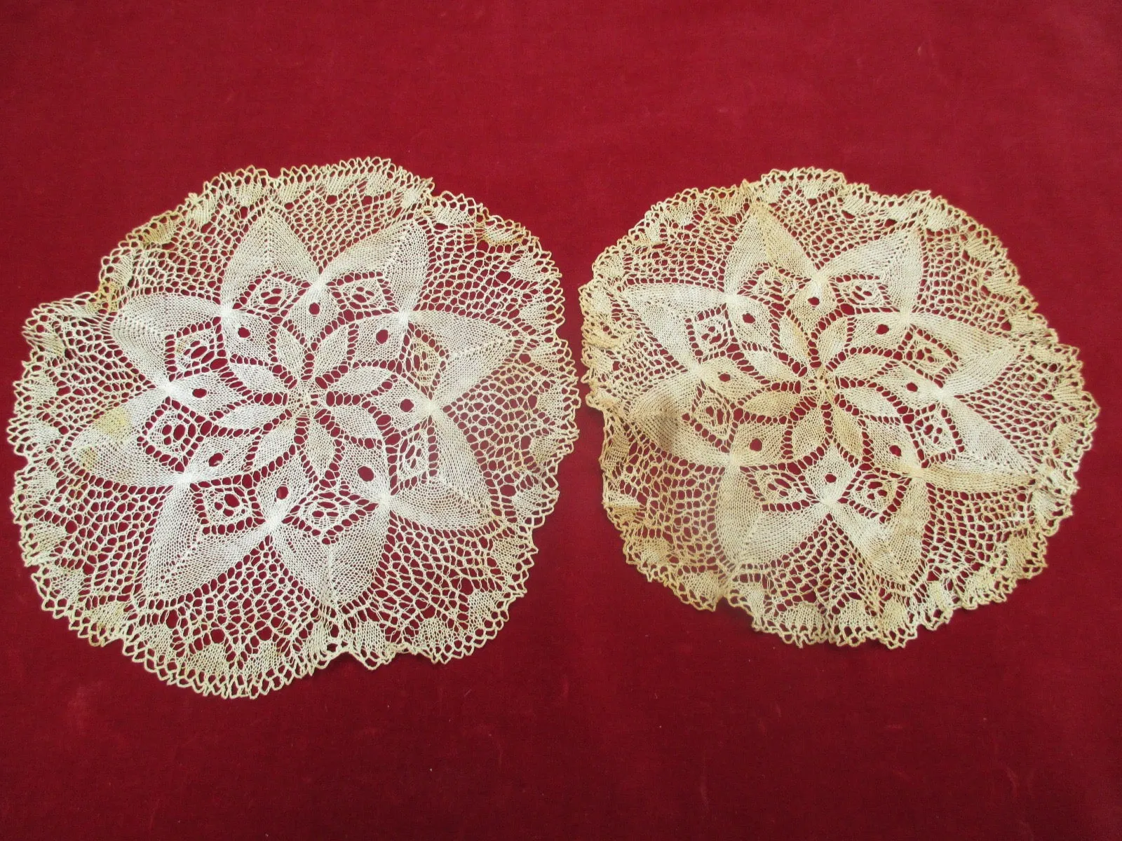 Antique Victorian set of lace doilies 2 pc