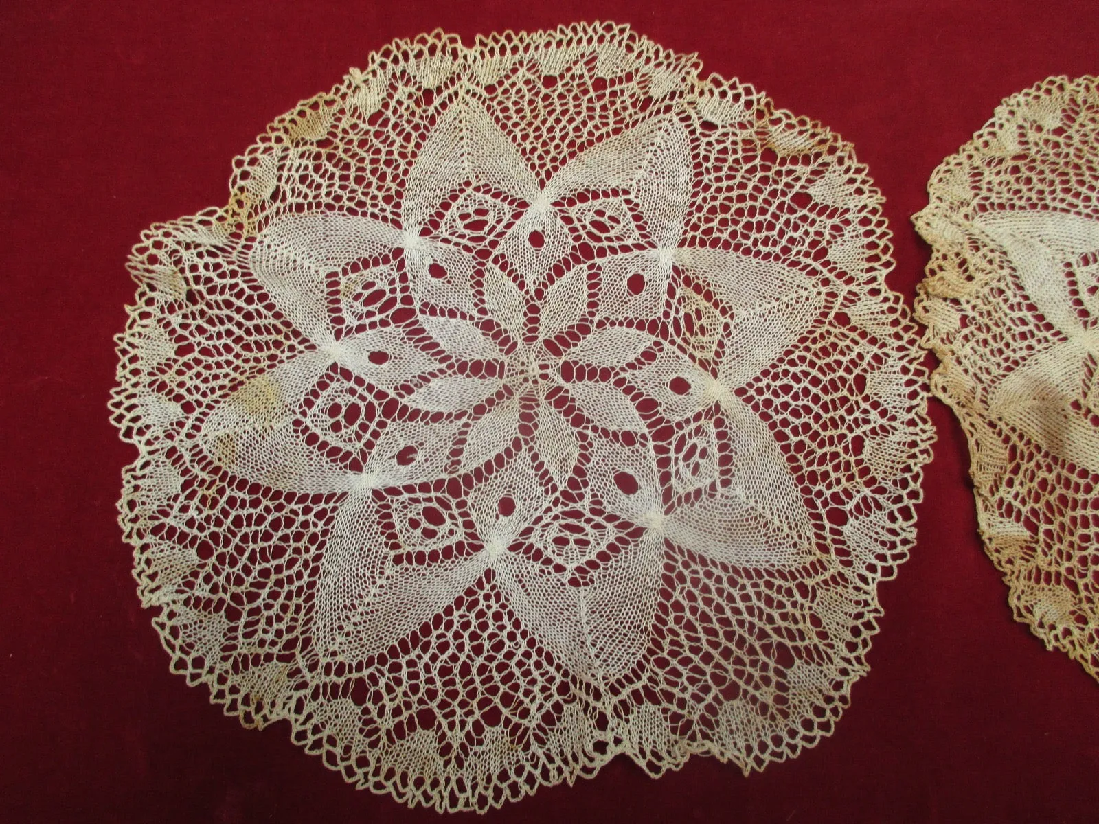 Antique Victorian set of lace doilies 2 pc