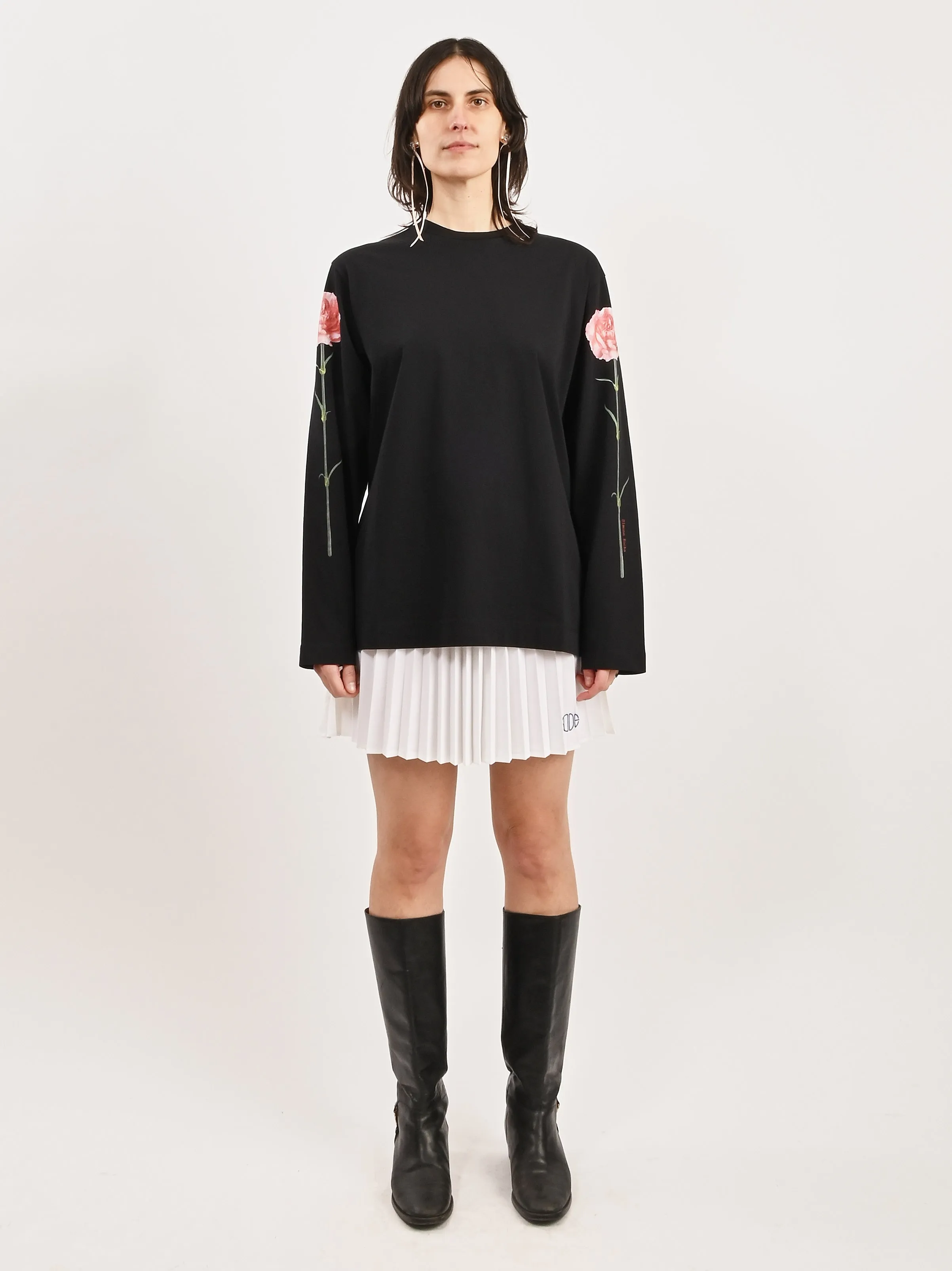Black Carnation Print L/S T-Shirt