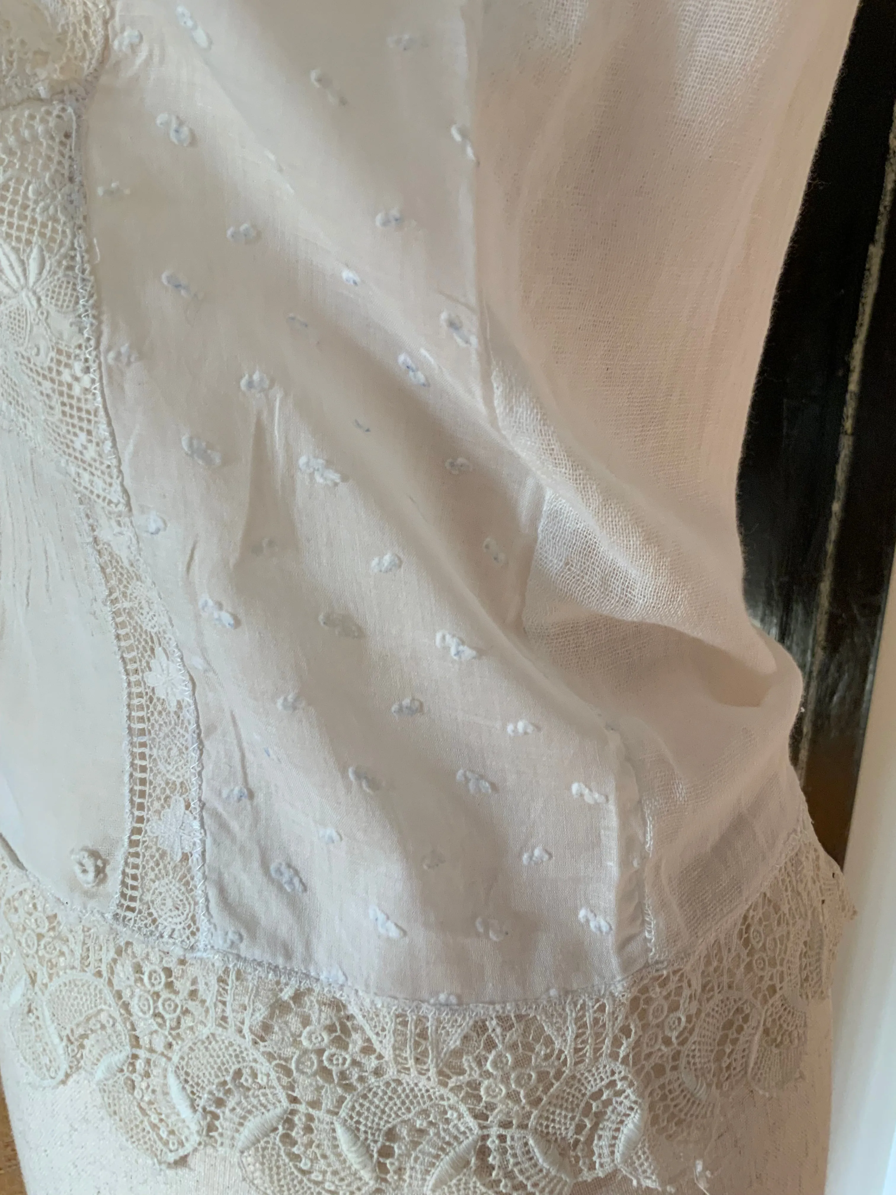 Blouse made with Antique Lace Apliques - Y2K - E10