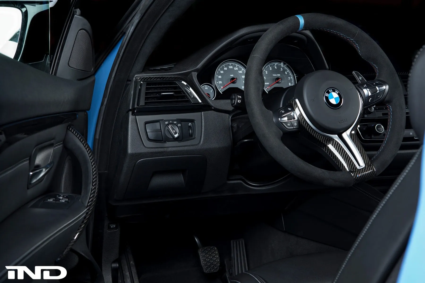 BMW M Performance F-Chassis Steering Wheel Trim - Gloss Carbon