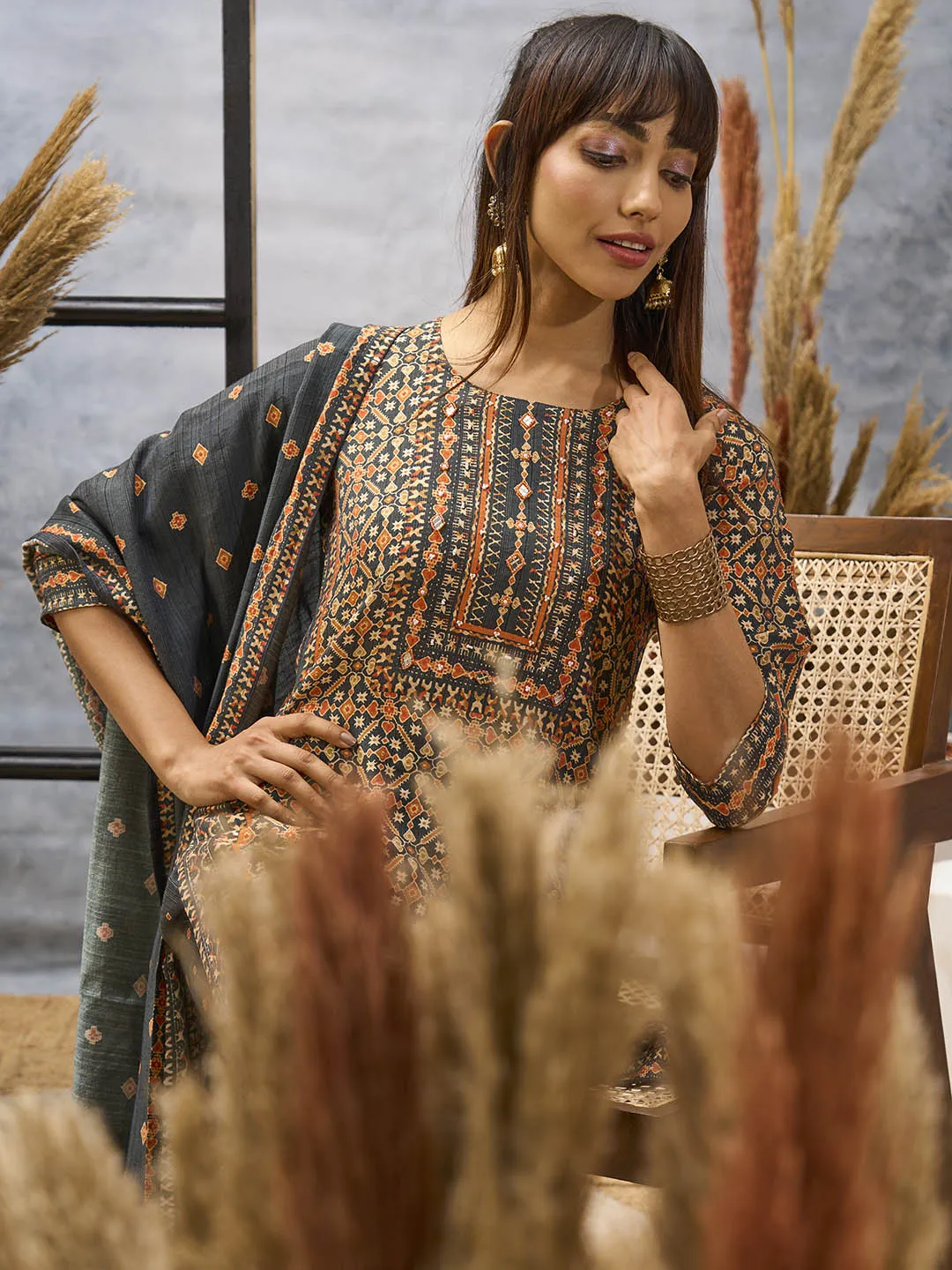 Bottle Green Kurta Set - Women Chanderi Silk Comfort Kurta Set with Dupatta - Zola