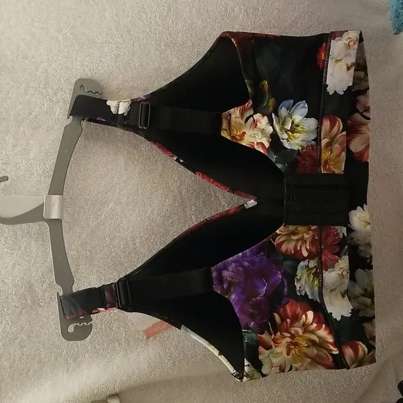 Cacique 38F No Wire Bra