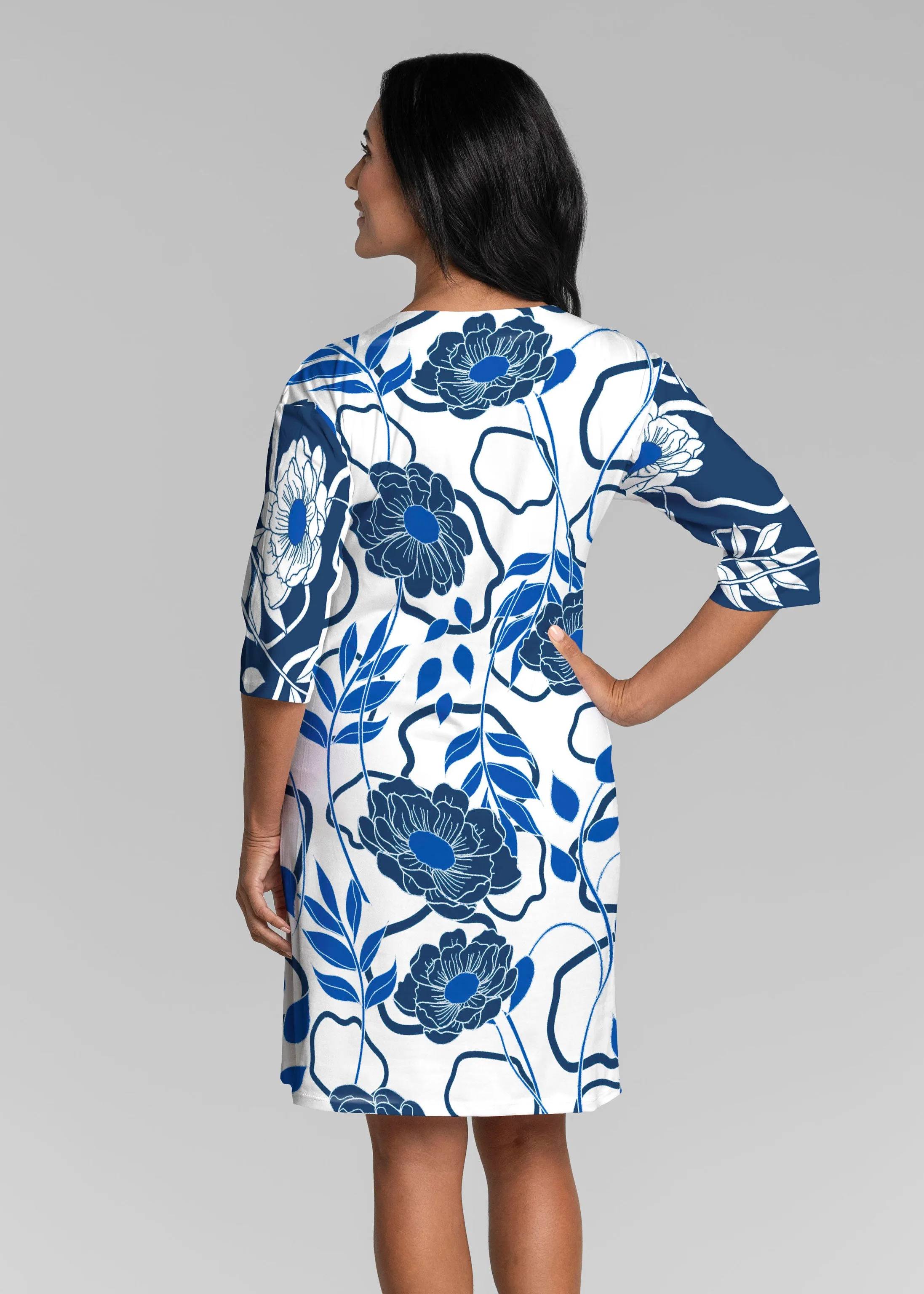 Clarrissa Navy (8138) ~ Lucy 3/4 Sleeve V-Neck Dress