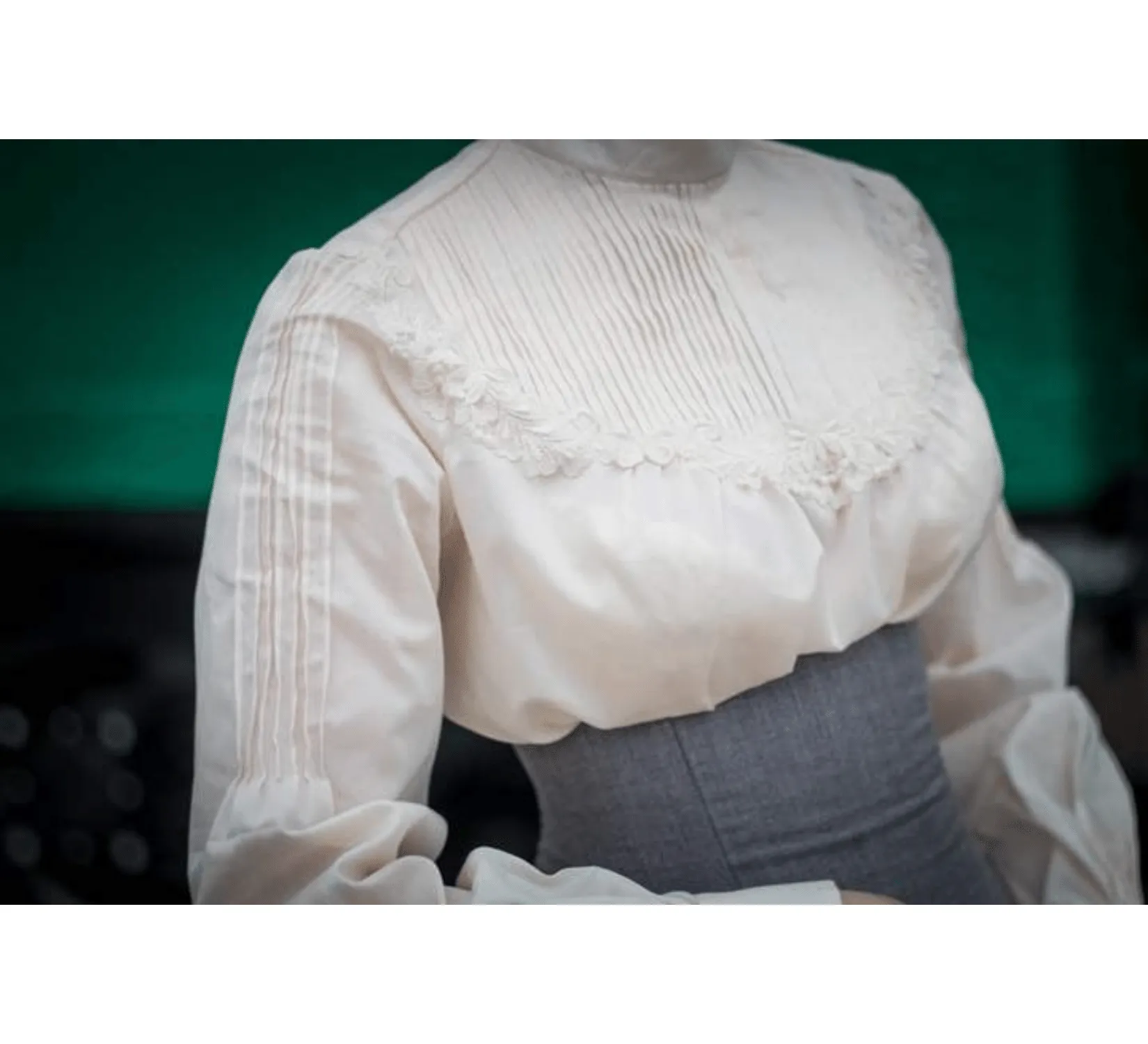 Edwardian cotton Crimson Peak grey costume