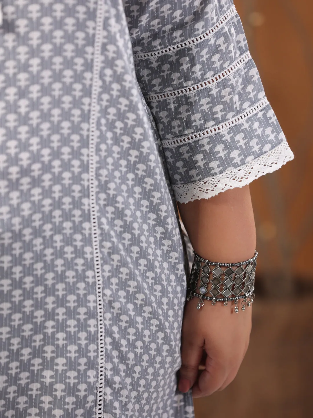 Grey Plus Size Woven Kantha Printed Laced Straight Kurta