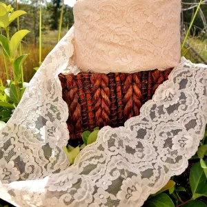 Lovely Light Peach Soft Floral Galloon Lace 5⅛" wide
