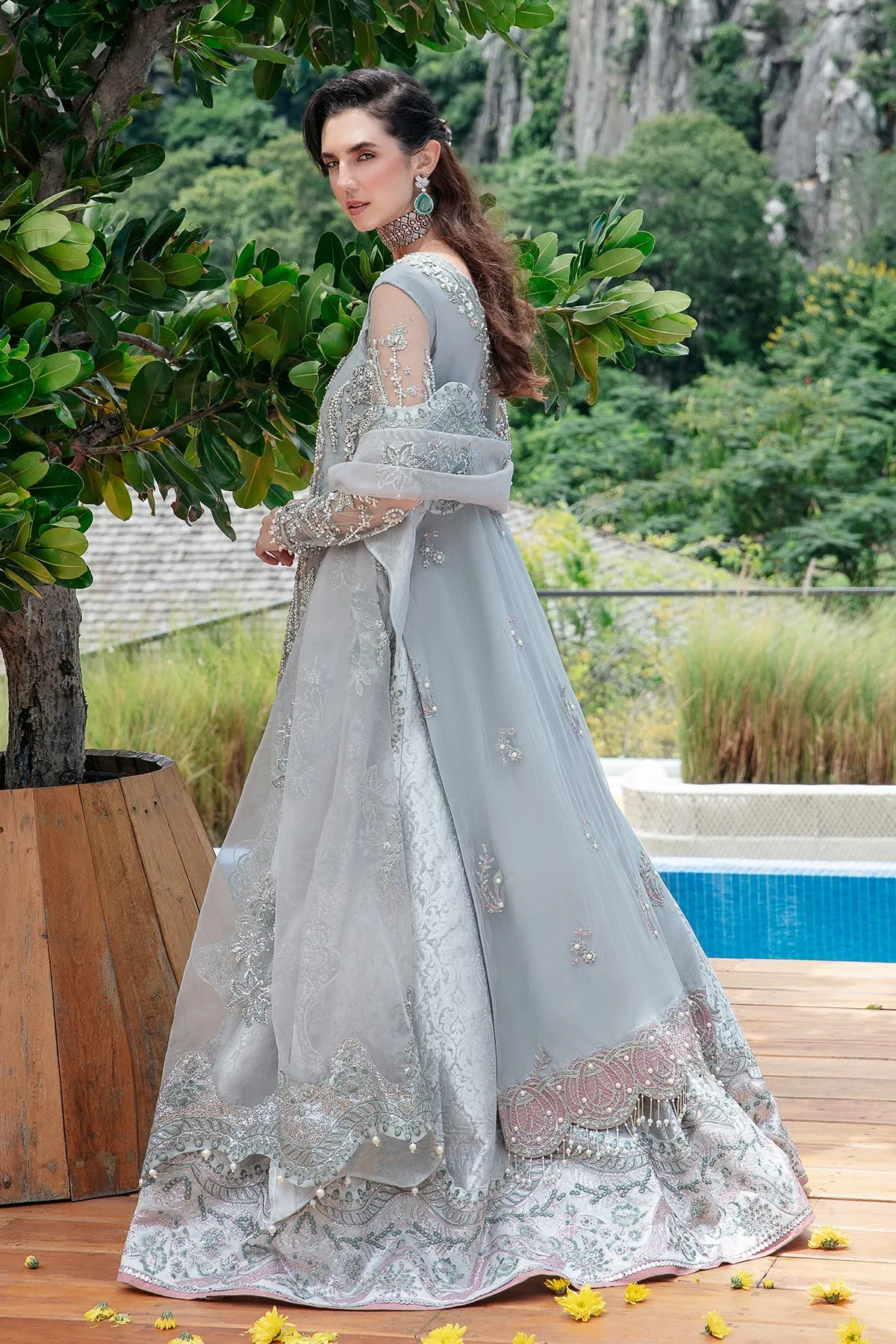 Luxury Silver Grey Embroidered Pakistani Wedding Wear Lehenga Pishwas