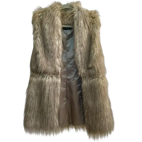 NWT Zara Basic Faux Fur Feather Waist Closure Mob Wife Lined Vest Size Large