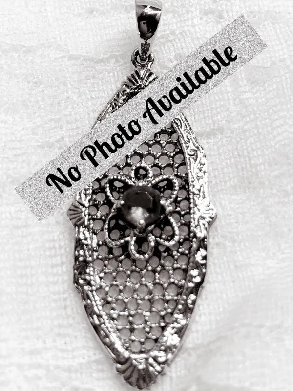 P20, Flower Star Pendant, Choice of Gemstone, Vintage-Style Necklace, Design#P20