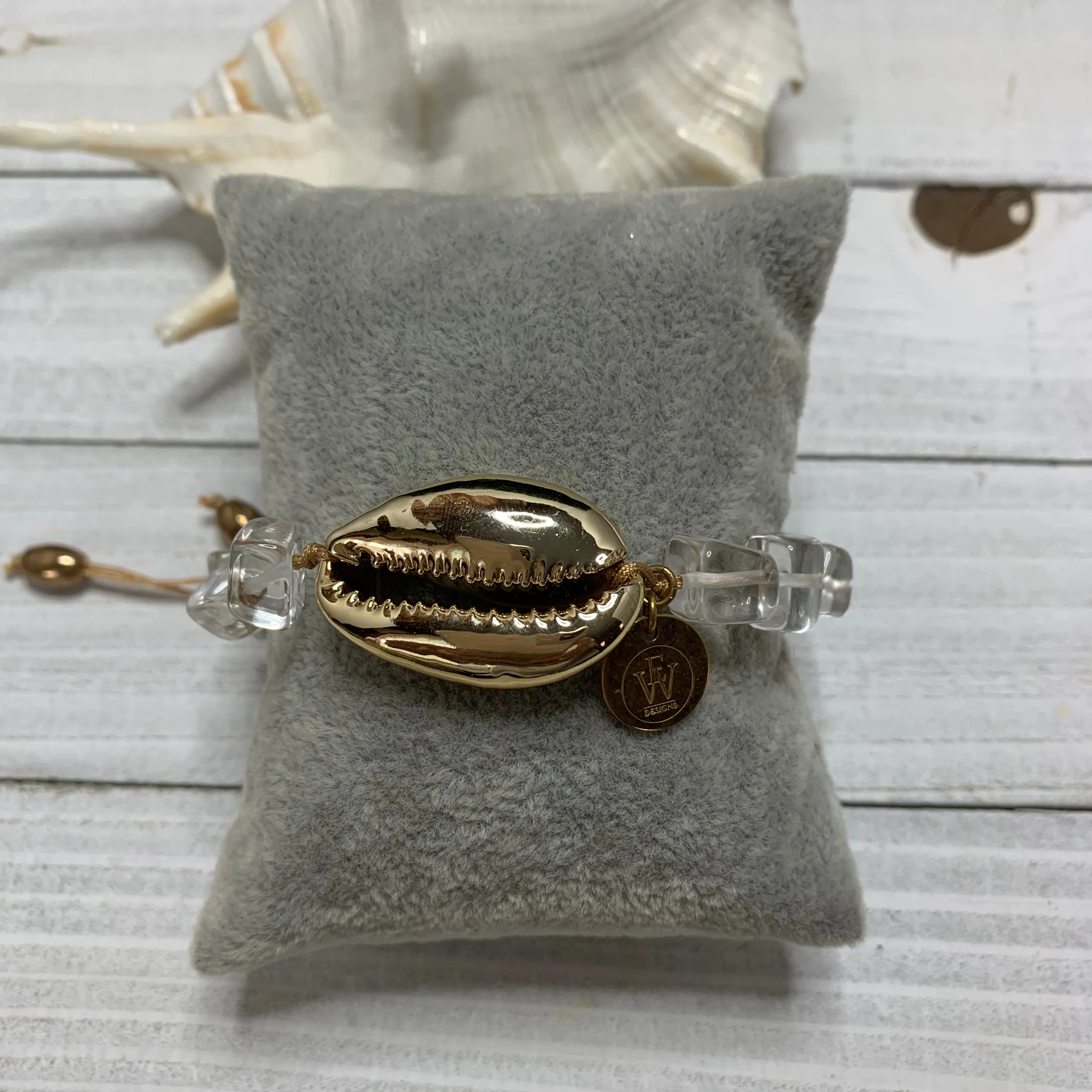 Quartz Stones and a Gold Plated Cowry Shell Bracelet 410-13 | Erika Williner Designs