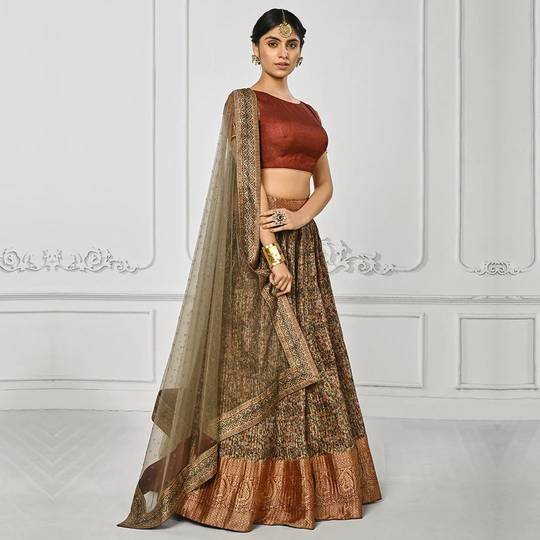 Red Banarsi Lehenga Set with Green Dupatta
