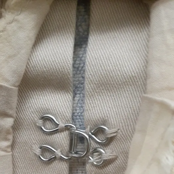 Romeo &amp; Juliet Couture Cream Lace trim Crop Jacket Military Victorian blazer