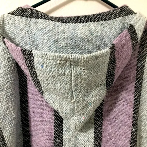 Señor Lopez￼ Vintage 90’s Women’s Striped Pull Over Beach Hoodie