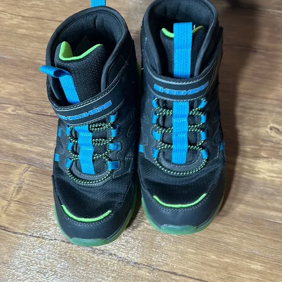 Skechers Little Boy &amp; Big Boy S Lights Mega Surge Lighted Boot size 5