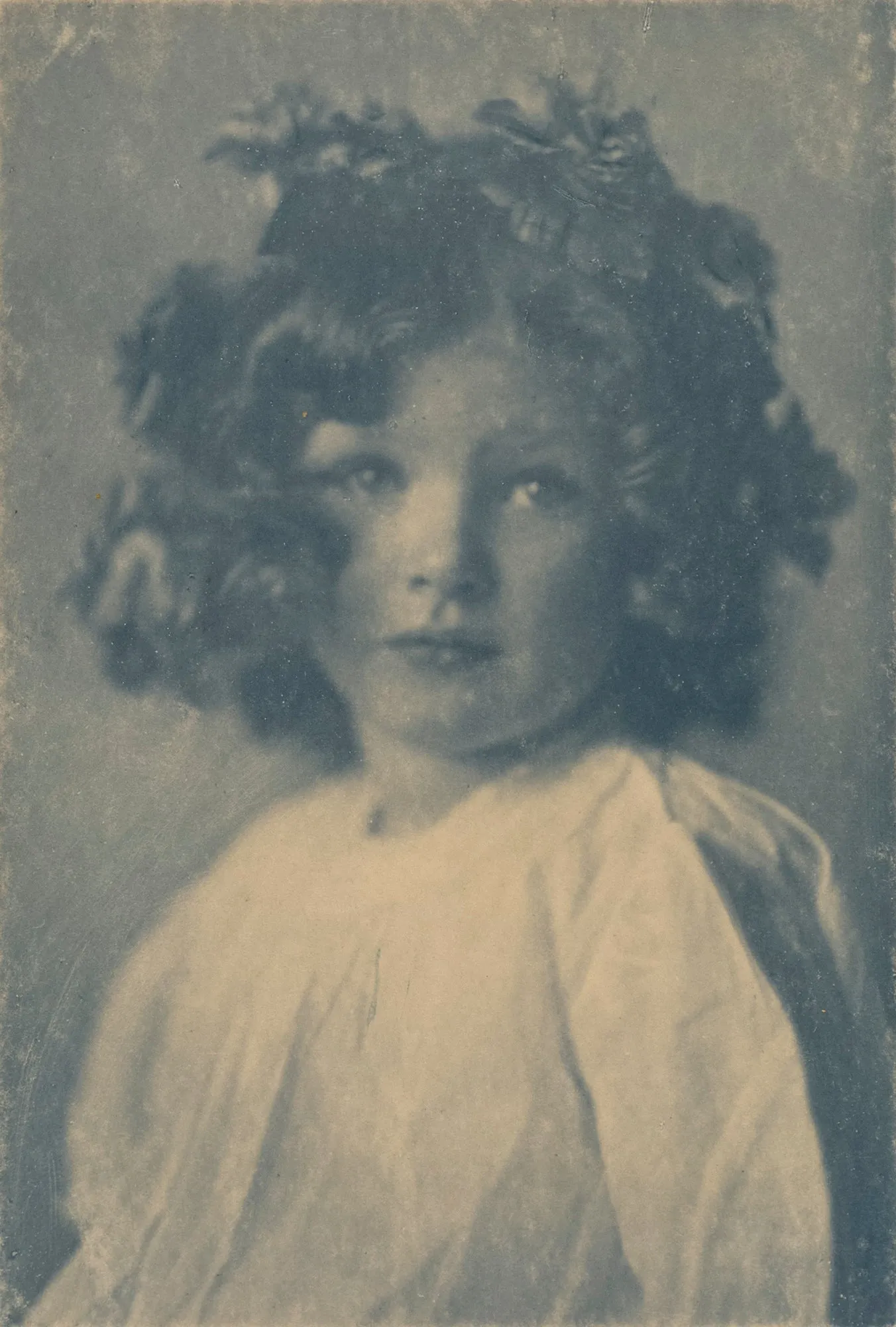 Untitled [Portrait of a young girl]
