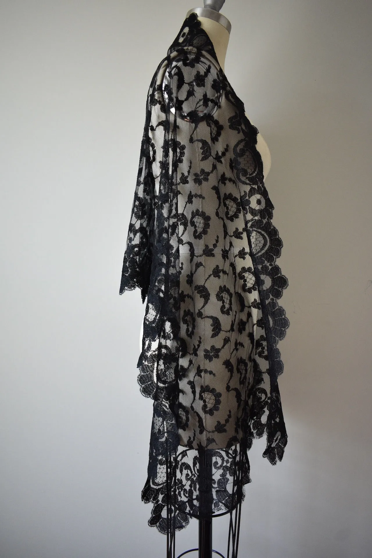Victorian Lace Black Shawl