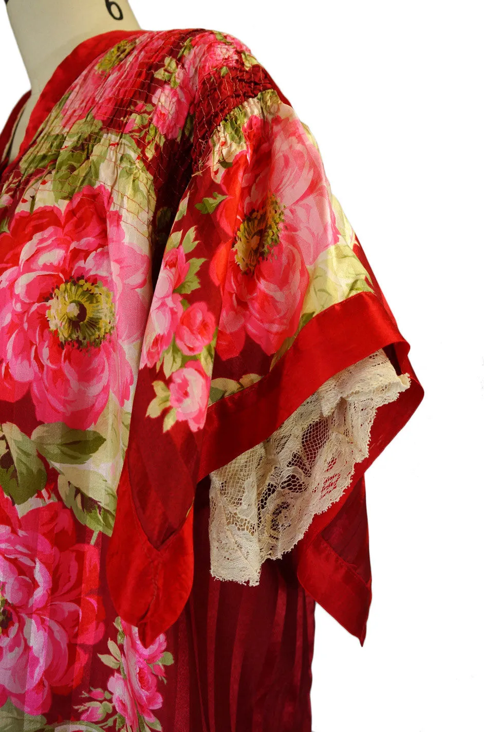 Victorian Printed Silk Boudoir Wrapper