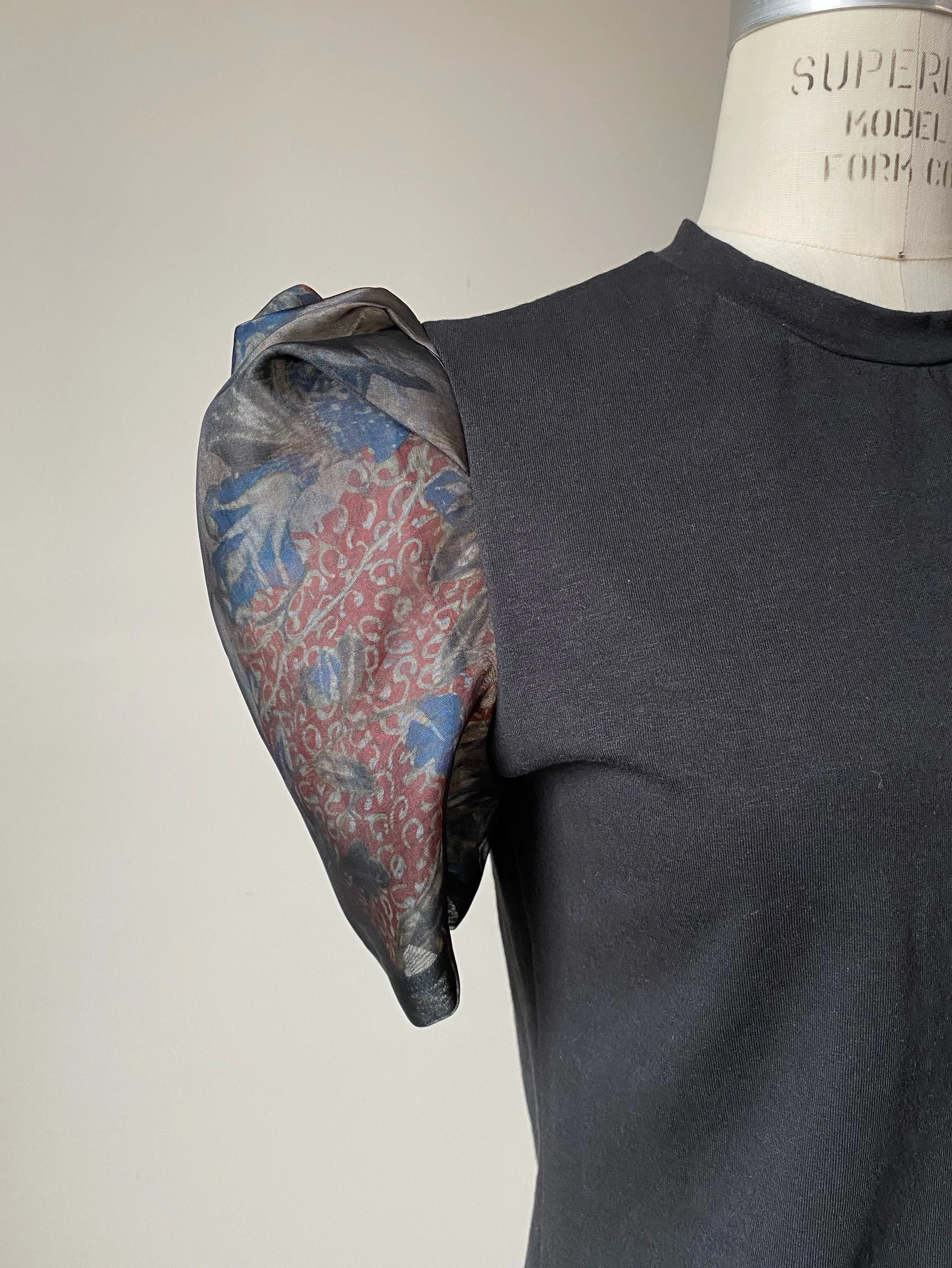 victorian puff sleeve t shirt in archival organza and jersey