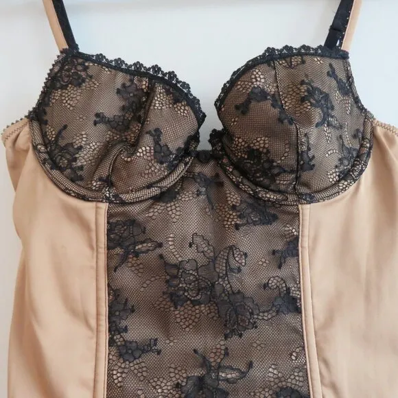 VICTORIA'S SECRET VERY SEXY Gold Black Lace Bustier Bra Goth Fairy - Size 34B