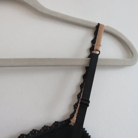 VICTORIA'S SECRET VERY SEXY Gold Black Lace Bustier Bra Goth Fairy - Size 34B