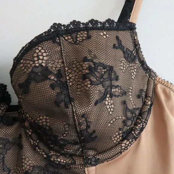 VICTORIA'S SECRET VERY SEXY Gold Black Lace Bustier Bra Goth Fairy - Size 34B