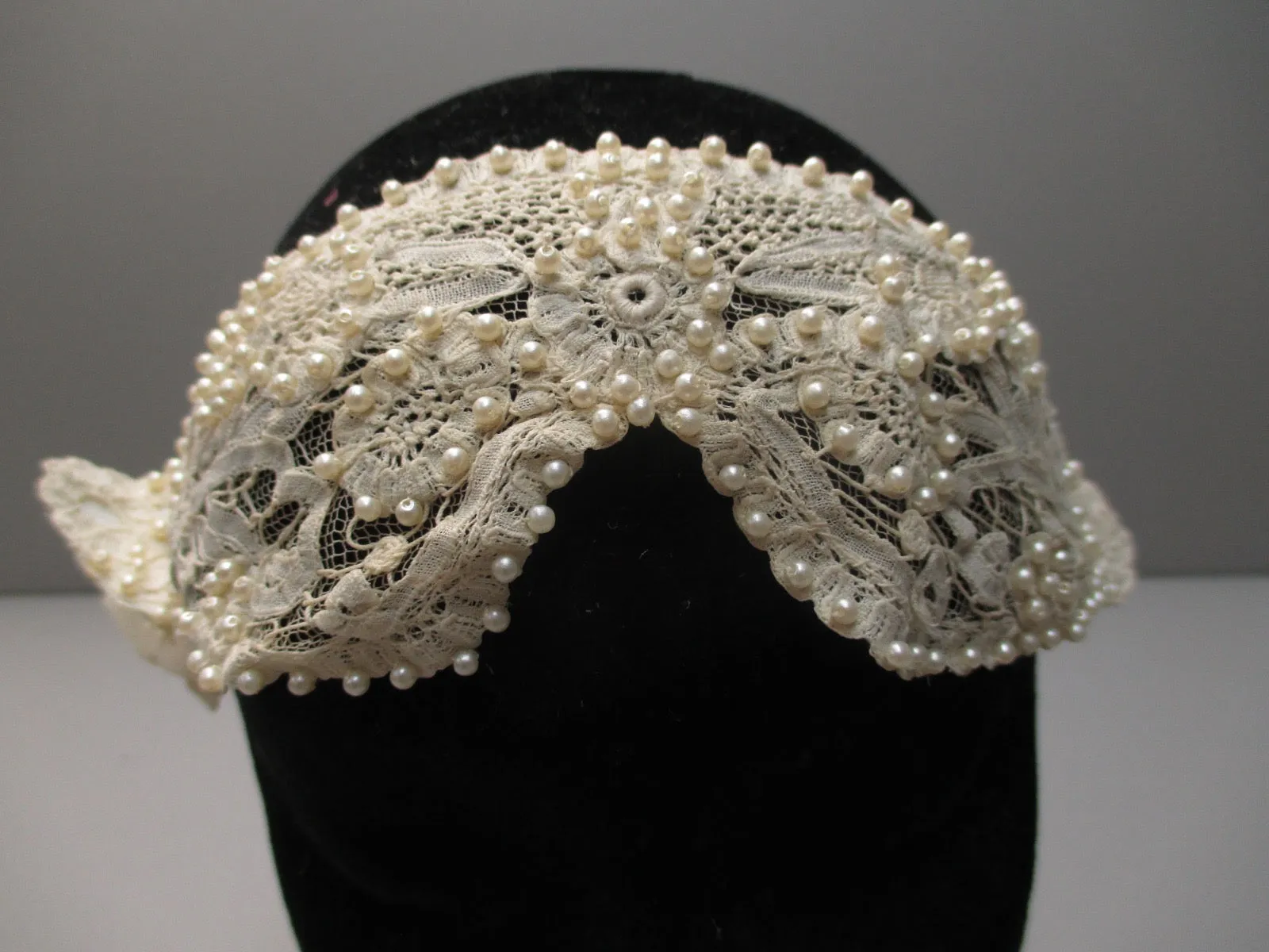 Vintage 20s bridal headpiece antique Brussels lace beaded