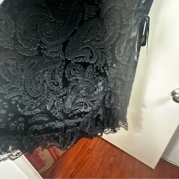 Widow X Dolls Kill Black Velvet Veiled Sorrows Ruffle Lace Gothic Maxi Skirt XXL