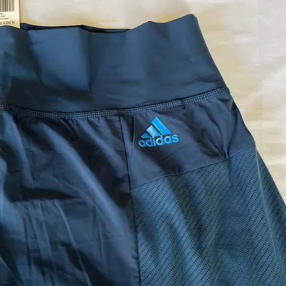 Women's HEAT.RDY Sport Skort in Navy Blue size L