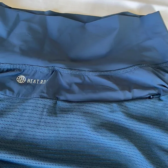 Women's HEAT.RDY Sport Skort in Navy Blue size L