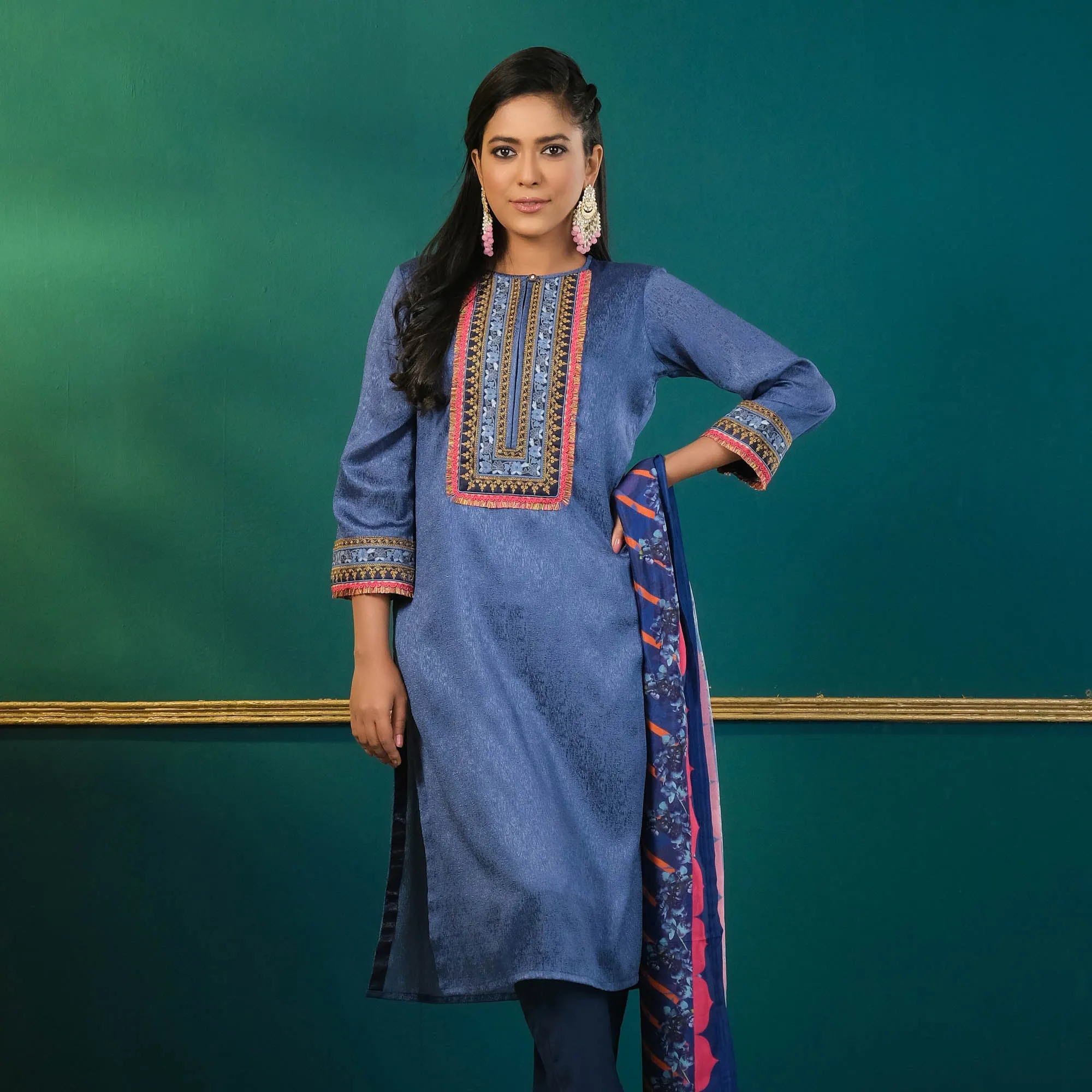 Womens Navy Embellish Set